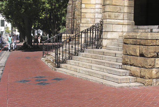 Paving on sidewalks in & around Cape Town City Centre